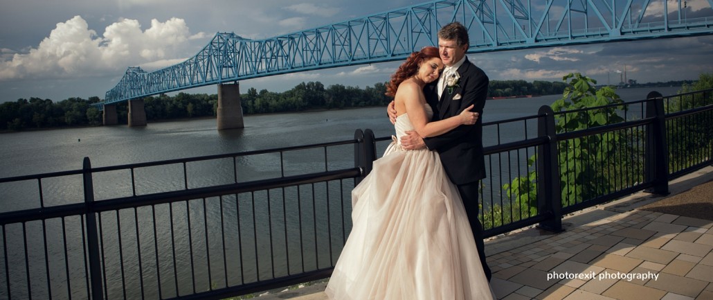 owensboro bridge wedding photo
